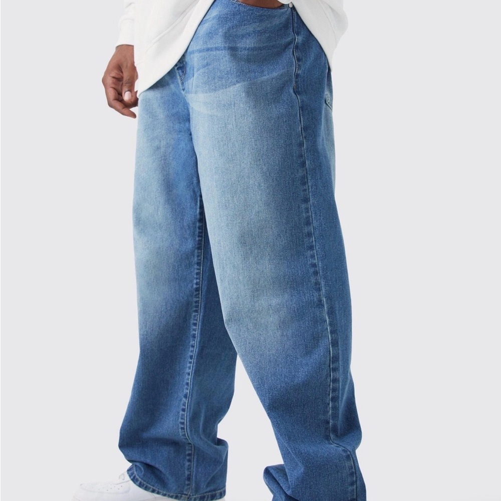 BoohooMan men’s Plus Relaxed Rigid Jeans size 42 NWT